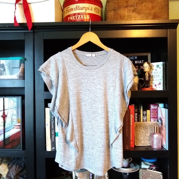 GAP Ruffle Top - Picture 7 of 10